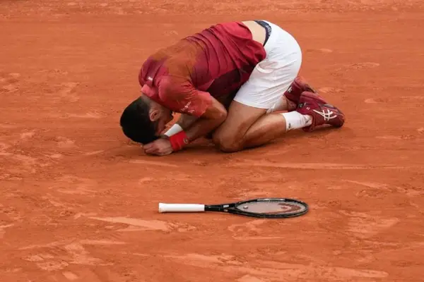 Djokovic decide operarse con miras a recuperarse para los Juegos Olímpicos de París 2024