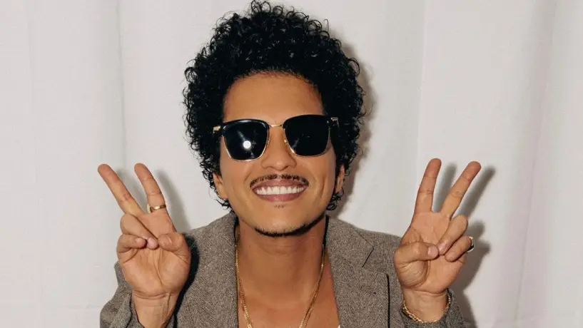 Bruno Mars abre tercera fecha en México que será la primera; fans reclaman su inauguración