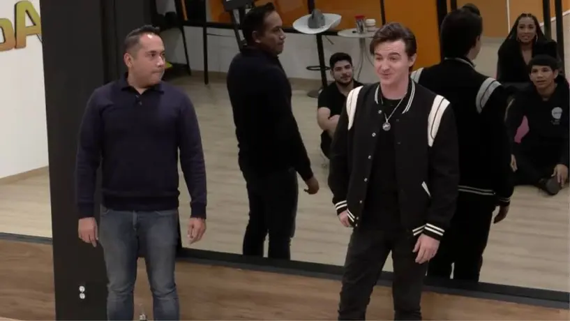 ¡Drake Bell sorprende a los alumnos de La Academia con una visita!
