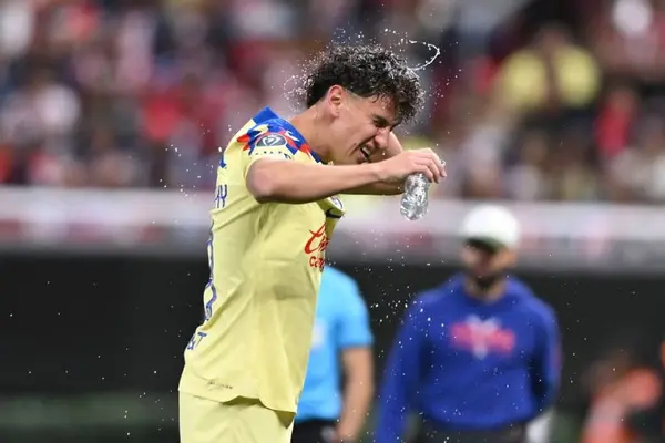 Igor Lichnovsky visita La Merced y afición de América pide regreso de la Triisecta