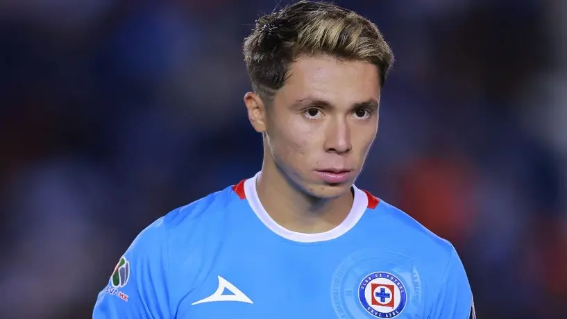 Cruz Azul rompe silencio tras caso Huescas y confirma demanda ante FIFA