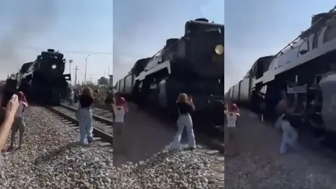 VIDEO: Otra mujer es golpeada por ‘La Emperatriz’ por querer grabar de cerca a la locomotora