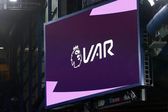Premier League decide mantener el VAR para la temporada 24/25
