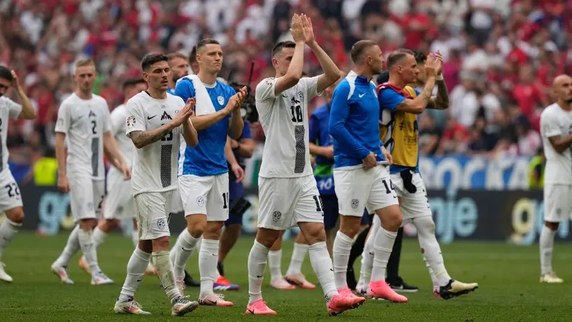 ¡Otro final cardíaco! Eslovenia deja ir su primera victoria en Eurocopa tras empatar ante Serbia