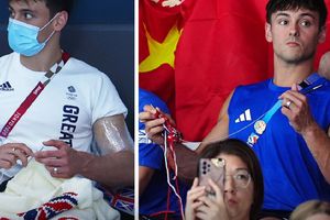 París 2024: Tom Daley reaparece tejiendo en los Juegos Olímpicos