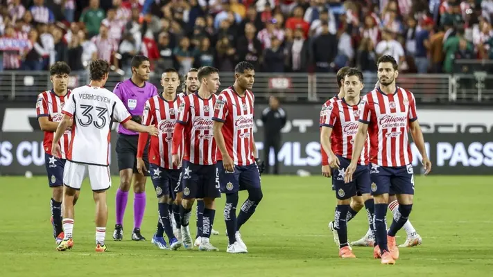 'No los tratan como a un grande': 'Ruso' Zamogilny sobre la exigencia a Chivas y a América