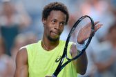 Félix Auger-Aliassime y Anna Kalínskaya intentan recrear famoso tiro de Gaël Monfils