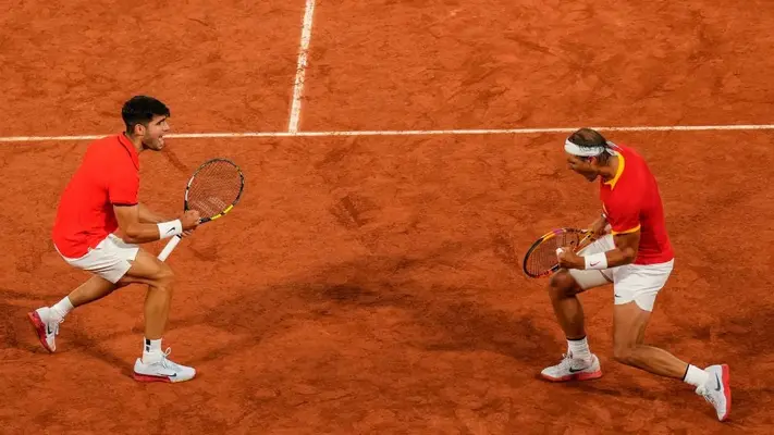 Rafael Nadal y Carlos Alcaraz avanzan a Cuartos de Final en París 2024