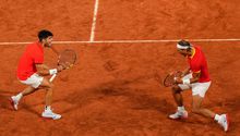Rafael Nadal y Carlos Alcaraz avanzan a Cuartos de Final en París 2024