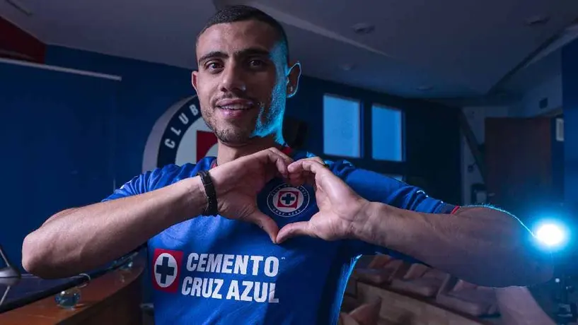 ¡Debut cementero! Giorgios Giakoumakis jugará sus primeros minutos con Cruz Azul