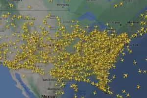 Aeropuertos siguen en caos buscando restablecerse por 'apagón tecnológico' de Microsoft