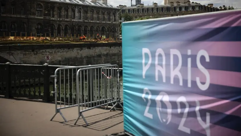 París 2024 pospone Triatlón Varonil por el exceso de contaminación en el Río Sena