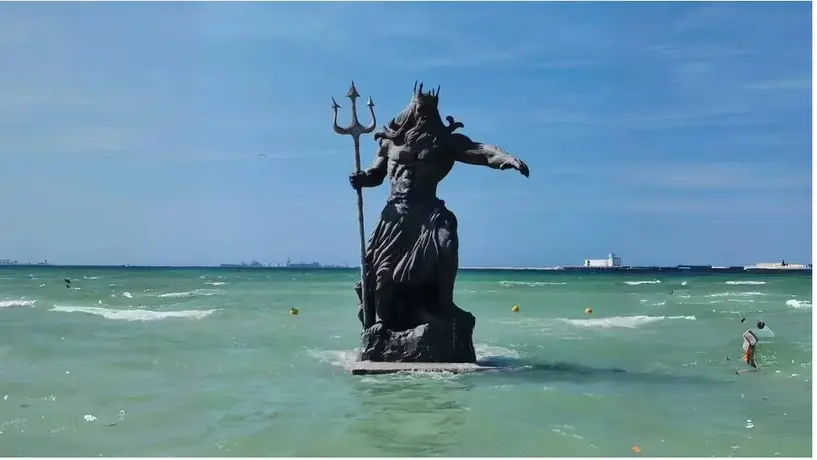 ¡Increíble! Filtran imágenes de la estatua de Poseidón en Yucatán, la cual está partida por la mitad