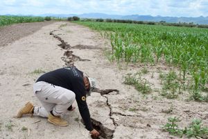 Preocupa grieta en Nuevo Ideal, Durango, de 37 kilómetros de largo