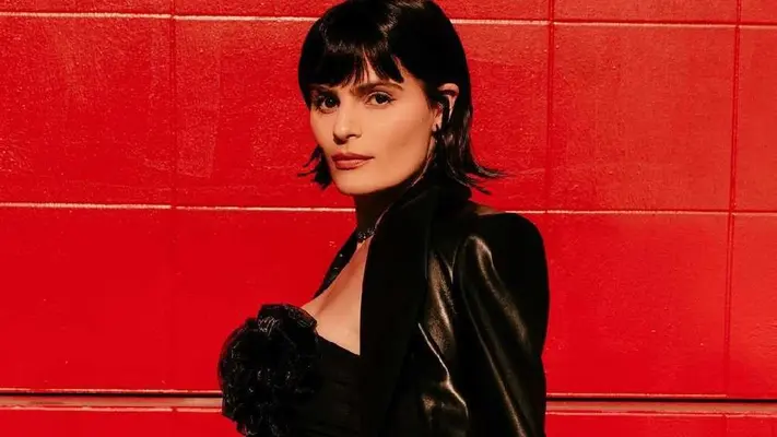 ¿Quién es Nava Mau, actriz mexicana trans que fue nominada a los Premios Emmy por Baby Reno?