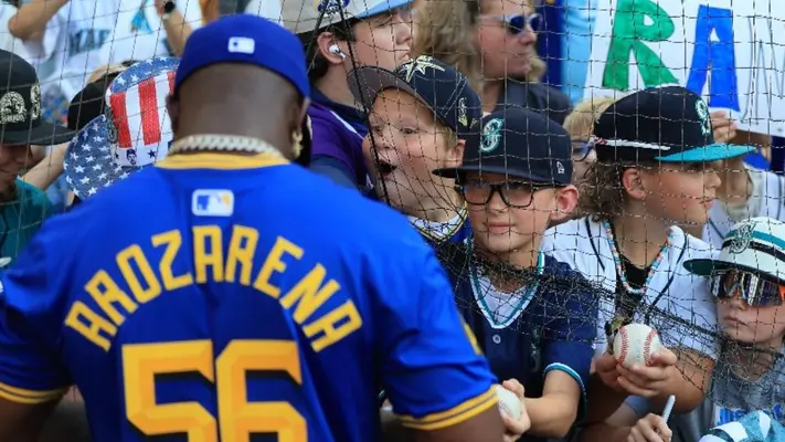 Randy Arozarena protagoniza atrapada en el encuentro entre los Mariners y los Mets