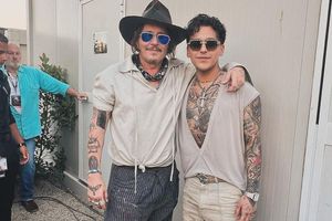 ¿Un Nodalverso? Christian Nodal se reúne con Johnny Depp
