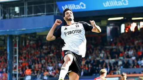 Raúl Jiménez superó a Javier 'Chicharito' Hernández en goles generados en Premier League