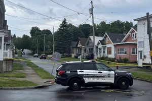 Muerte del menor asesinado en Nueva York por un policía causa indignación en el país