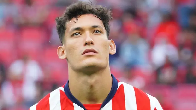 ¡Sensible baja! Chiquete Orozco apunta a perderse la Leagues Cup y los clásicos de Chivas