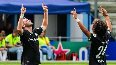 ¡Récord mexicano! Santi Giménez rompe marca de Hugo Sánchez y Chicharito Hernández