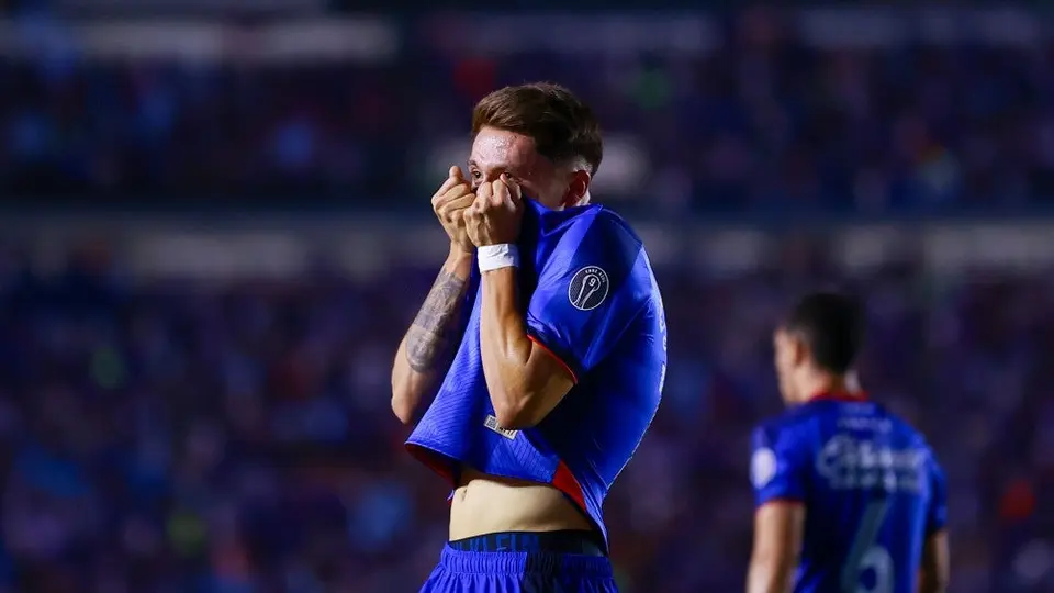 Rodrigo Huescas se despide de Cruz Azul: "Llevaré estos colores siempre en mi corazón"