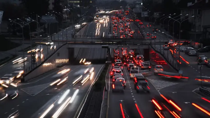 ¡Evita multas! Estos autos NO circulan el sábado 1 de junio de 2024