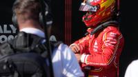 Williams comenzó negociaciones con Carlos Sainz para la temporada 2025