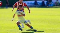 ¡Primer refuerzo! Bruce El-mesmari reportó con Chivas para realizar exámenes médicos