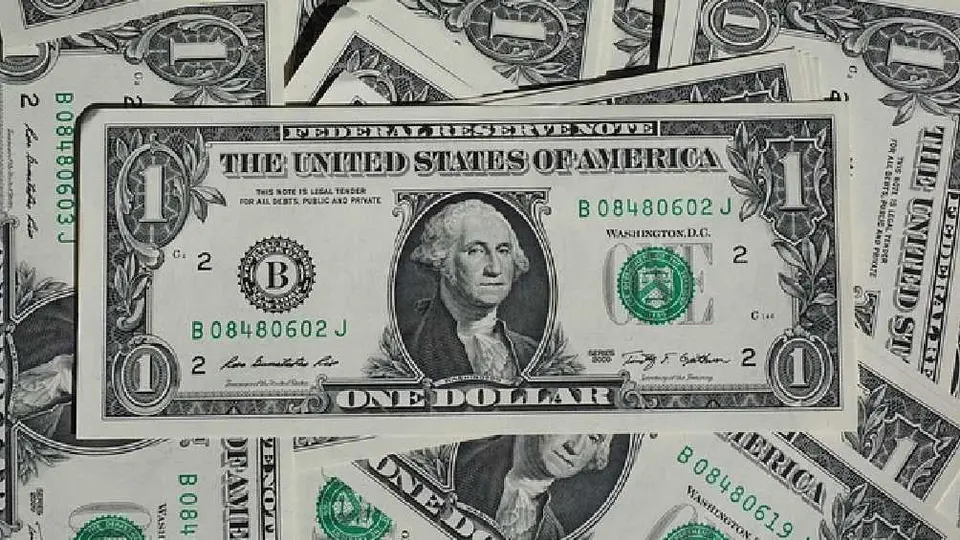 Precio dólar 11 de agosto: El peso mexicano cierra la semana a la baja