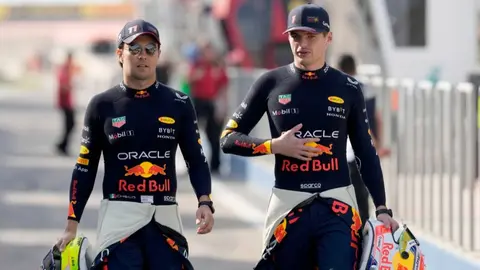 Max Verstappen defiende a Checo Pérez tras Hungría: "Tengo una muy buena relación con él"