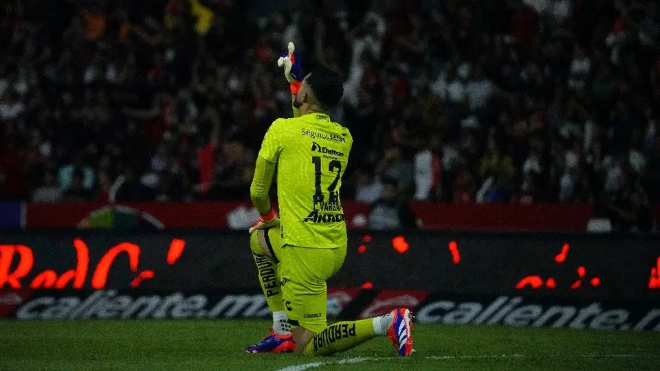 Liga MX: Camilo Vargas llega a 13 penales atajados y busca romper récord de Federico Vilar