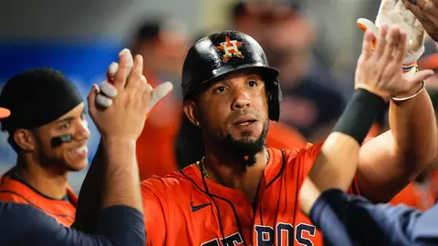 MLB: Astros dan de baja a José Abreu a la mitad de su contrato de 3 años