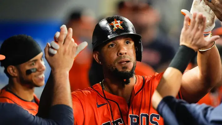 MLB: Astros dan de baja a José Abreu a la mitad de su contrato de 3 años