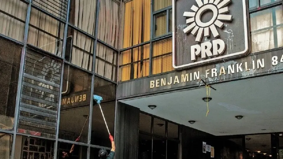¡Adiós al PRD! Inician desalojo de oficinas y liquidaciones en CDMX