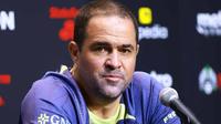 André Jardine, orgulloso de ser relacionado con la Selección, pero sólo 'piensa en América'