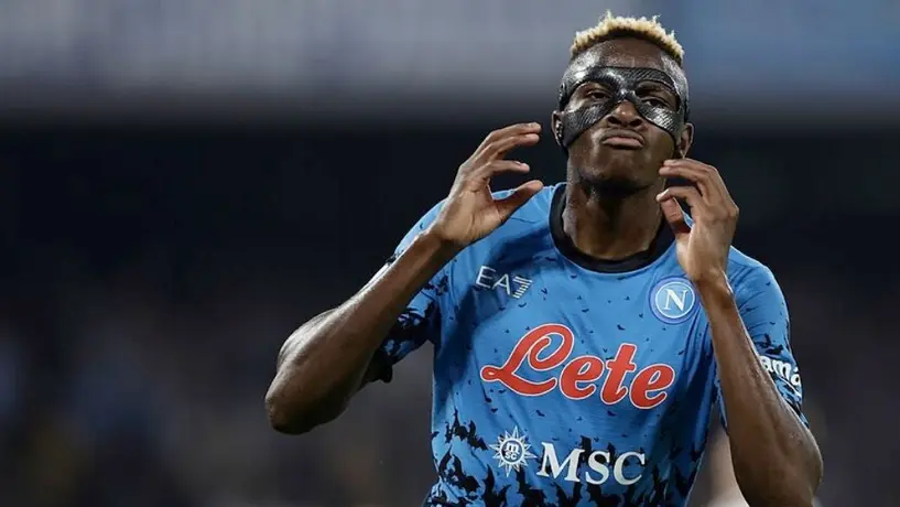 Victor Osimhen deja al Napoli y es nuevo jugador del Galatasaray