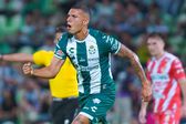 Santos consigue su primera victoria del torneo ante Necaxa con épica remontada