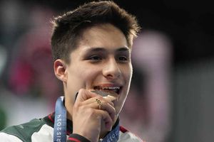 Osmar Olvera, de pedirle una foto a Tom Daley, a ser doble medallista olímpico