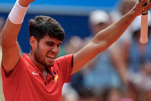 Carlos Alcaraz avanza a Semis y se pone a una victoria de sellar medalla en París 2024