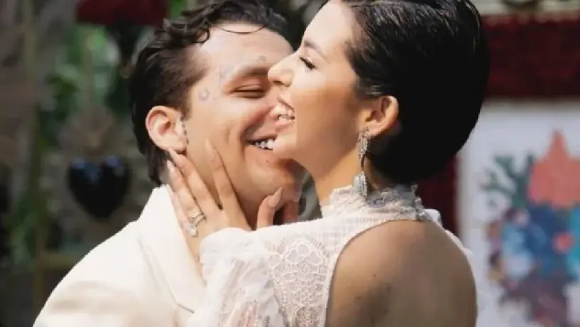 VIDEO: Captan a Ángela Aguilar y Christian Nodal en su luna de miel en Los Cabos