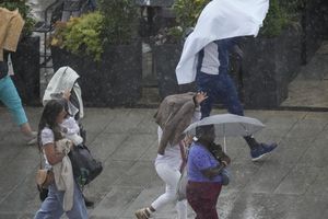 ¡Toma tus precauciones! Reportan fuertes lluvias y caída de granizo en CDMX