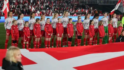 Selección de Dinamarca rechazó aumento para lograr igualdad salarial con la femenil