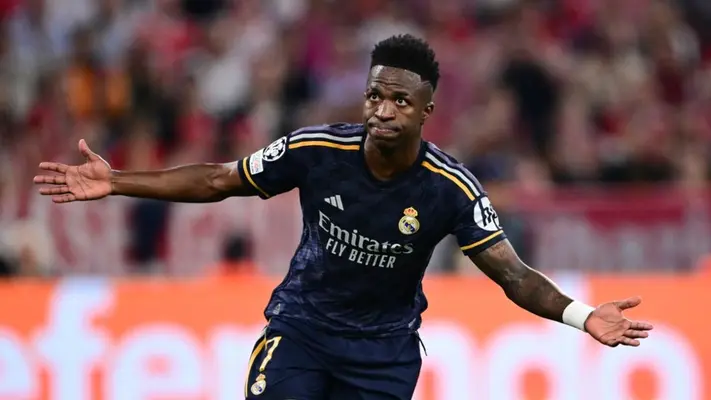 Vinícius Junior alaba a Kroos por la asistencia ante el Bayern en Champions