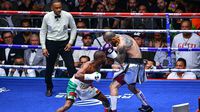¿Quién es Héctor Afú, el réferi que pidió 'cambio' en la pelea Mayweather vs John Gotti III?