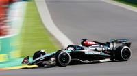 Tras descalificación de Russell, Checo Pérez es séptimo en Bélgica y Hamilton gana