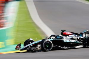 Tras descalificación de Russell, Checo Pérez es séptimo en Bélgica y Hamilton gana