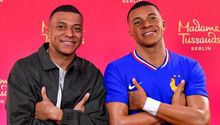 La increíble reacción de Kylian Mbappé al ver su figura de cera