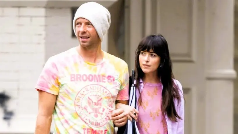 ¿Chris Martin y Dakota Johnson en realidad terminaron? Hay dos versiones
