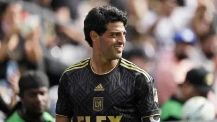 Carlos Vela regresa a Europa tras no renovar con el LAFC